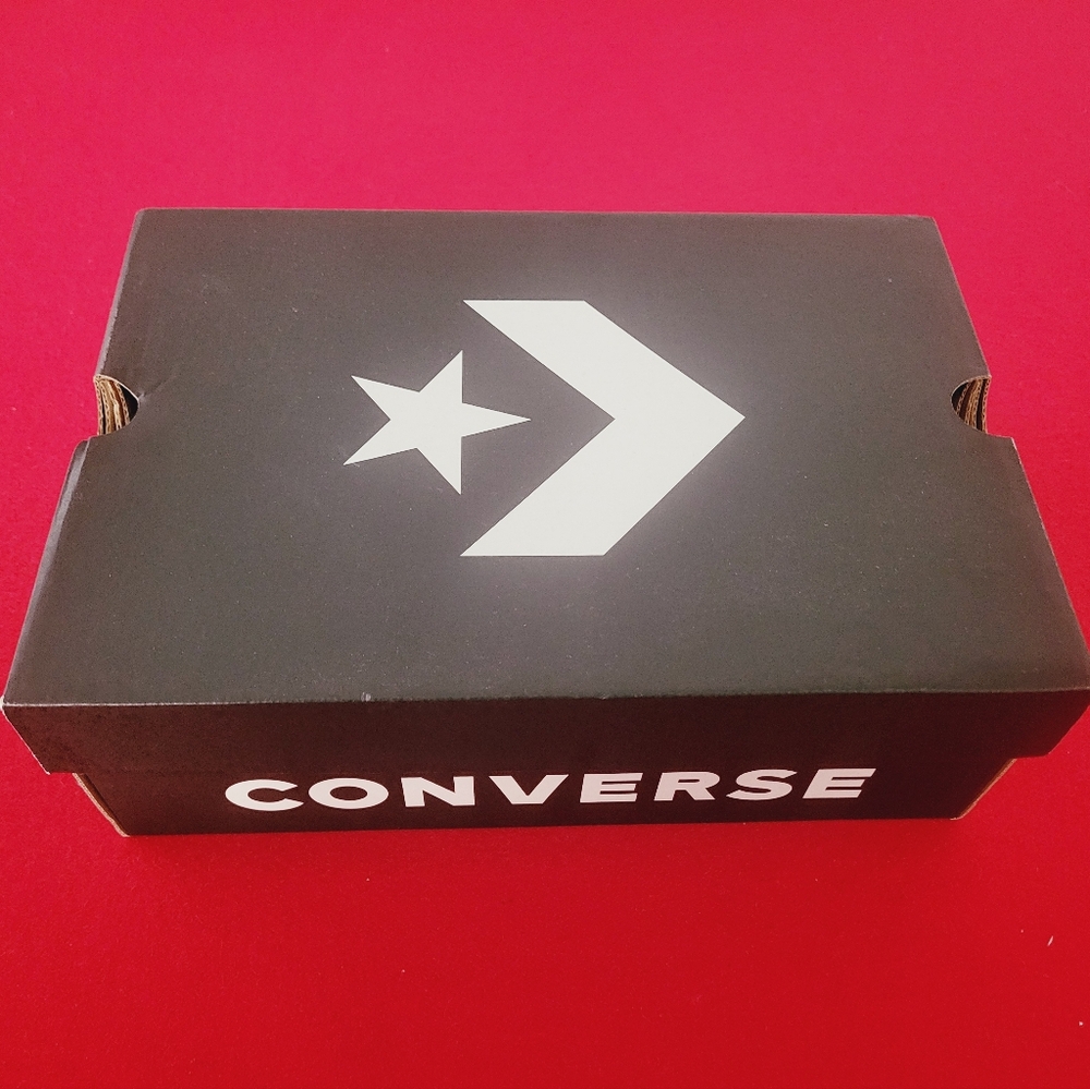 Converse Shoe Box (2)